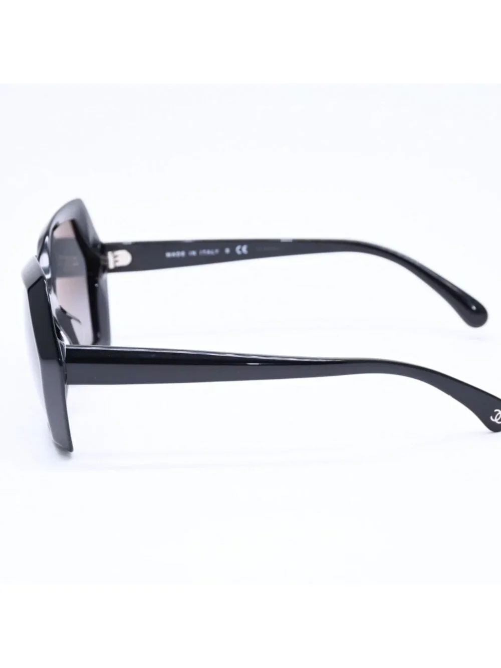 Chanel Sunglasses Eyewear CC Logo Black Hexagon Frame